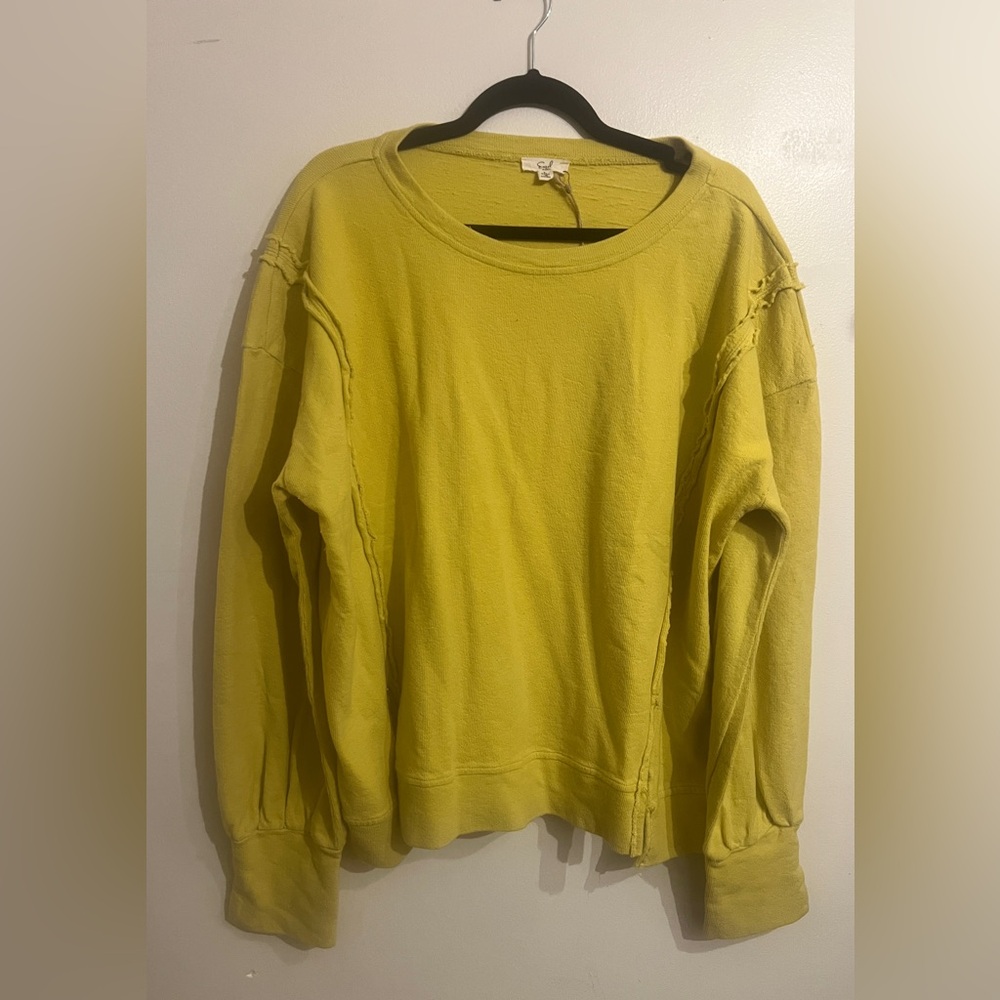 Boutique Brand - Easel Los Angeles Women's Sweatshirt - Picture 2 of 7